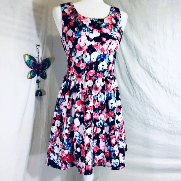 Textured Knit Floral Fit & Flare Dress ~ Lily Rose - Picture 5 of 9